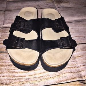 Shopaholic Birkenstock Style Sandals Size M